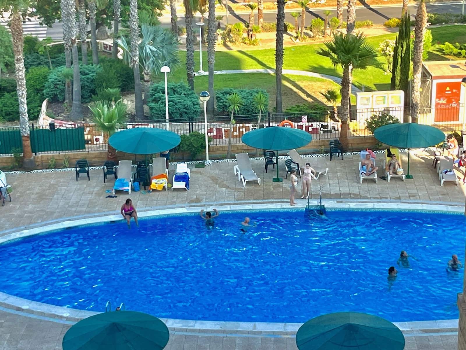 Apartamento de 2 habitaciones en Oropesa  en venta con piscina garaje - 155.000 € (Ref: 9988470)