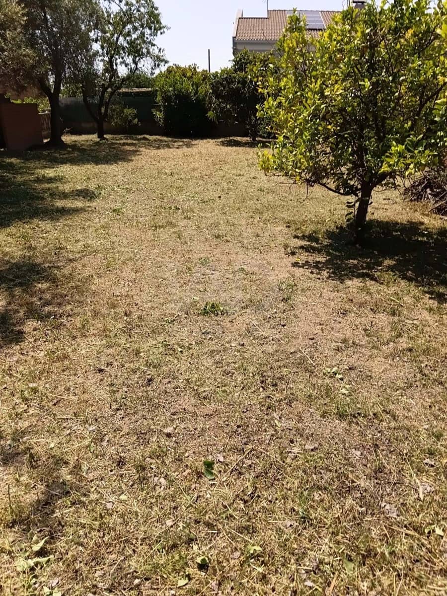 Building Plot for sale in Barcelona city - € 140,000 (Ref: 9988472)