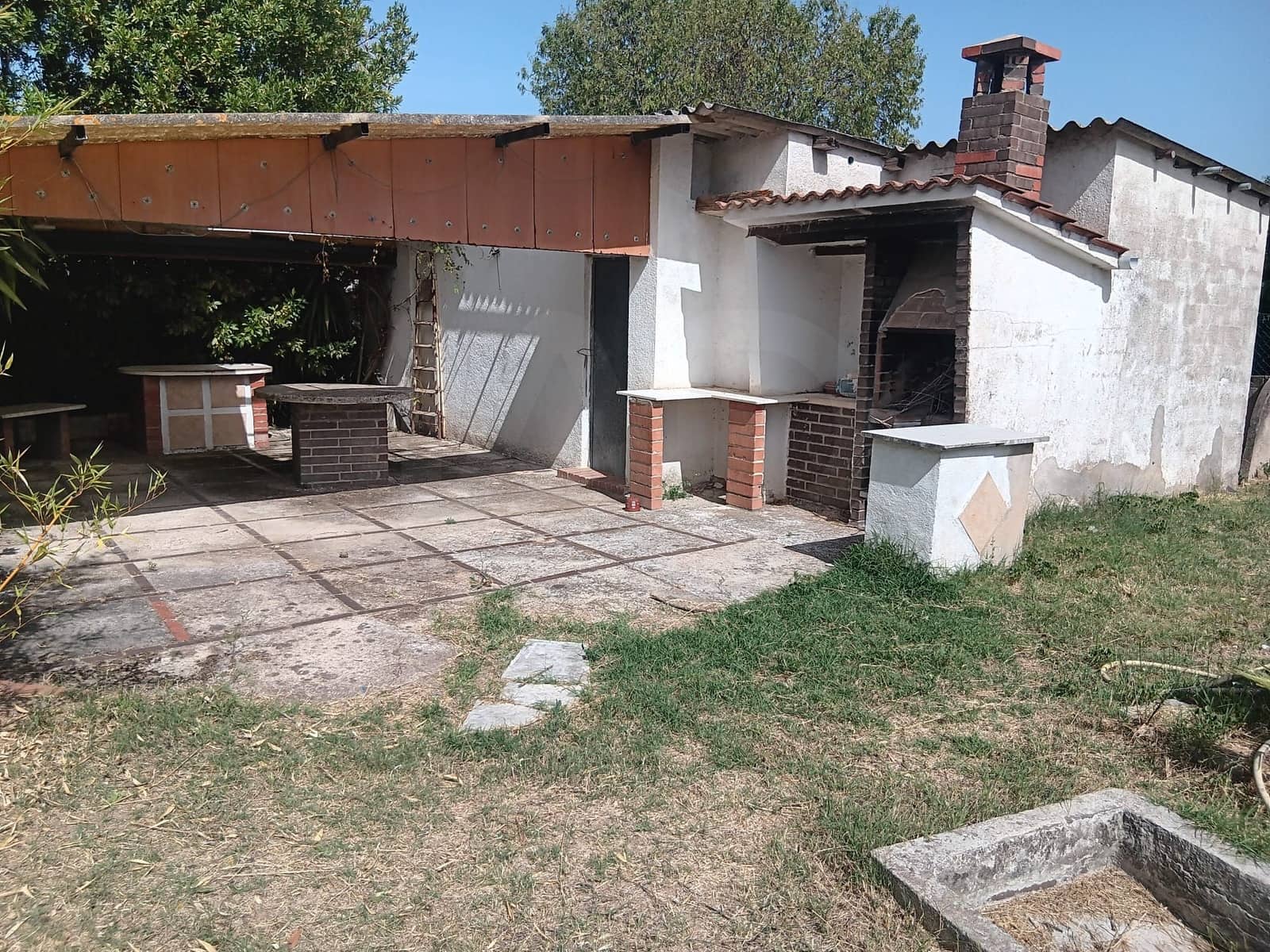 Building Plot for sale in Barcelona city - € 140,000 (Ref: 9988472)