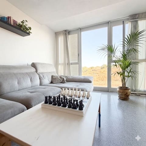 3 soverom Leilighet til salgs i Soliva Este, Málaga by med garasje - € 349 900 (Ref: 9988475)