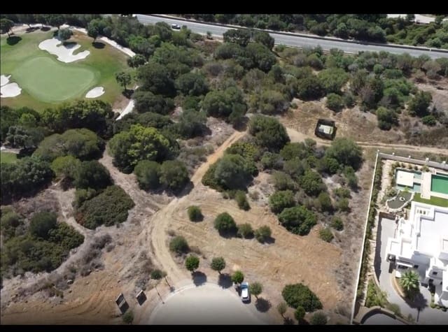 Byggegrund til salg i Cádiz by - € 850.000 (Ref: 9988476)