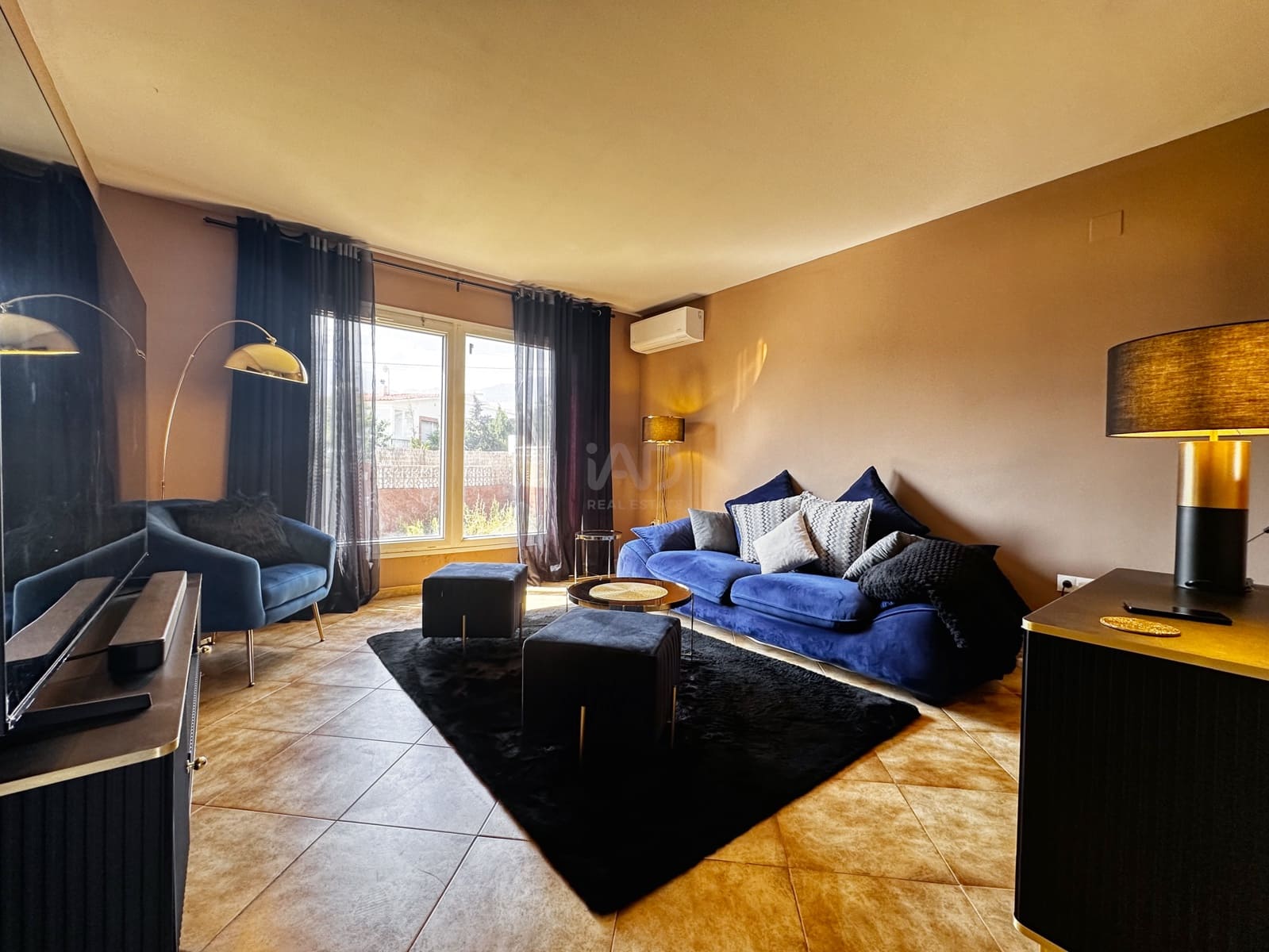 Adosado de 8 habitaciones en Alicante / Alacant ciudad en venta - 441.900 € (Ref: 9988478)