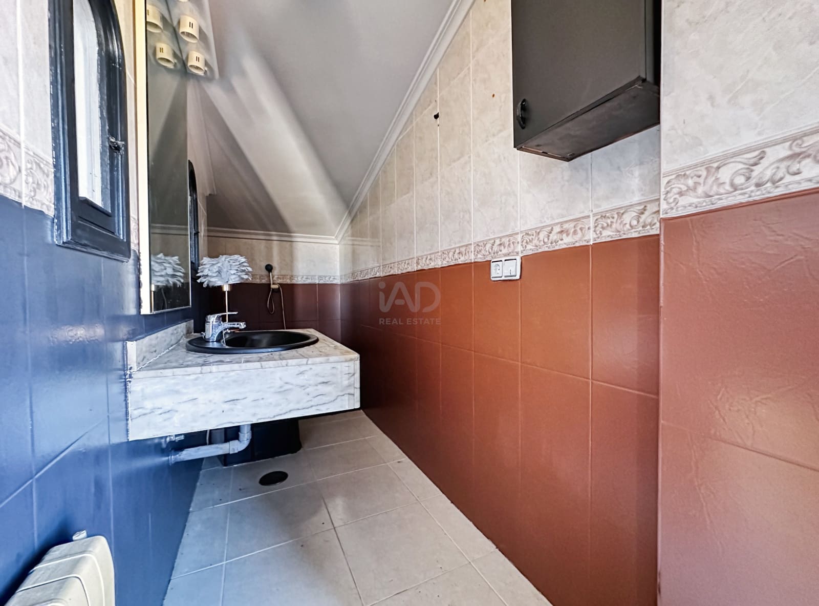 Adosado de 8 habitaciones en Alicante / Alacant ciudad en venta - 441.900 € (Ref: 9988478)