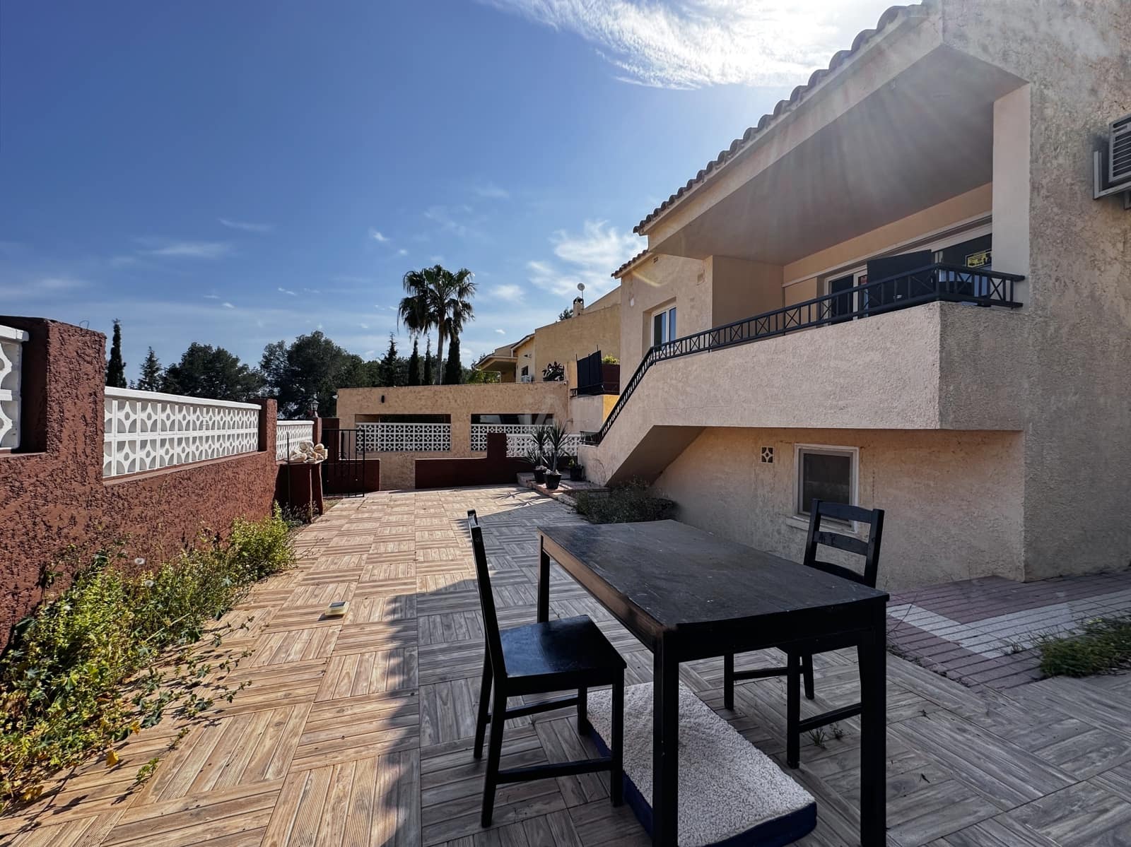 Adosado de 8 habitaciones en Alicante / Alacant ciudad en venta - 441.900 € (Ref: 9988478)