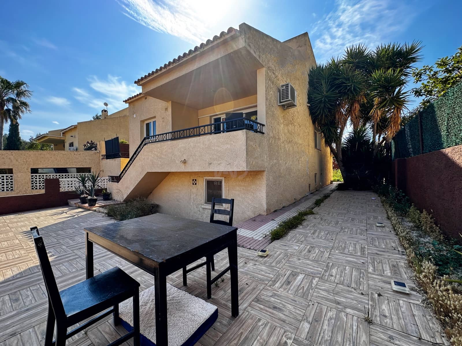 Adosado de 8 habitaciones en Alicante / Alacant ciudad en venta - 441.900 € (Ref: 9988478)