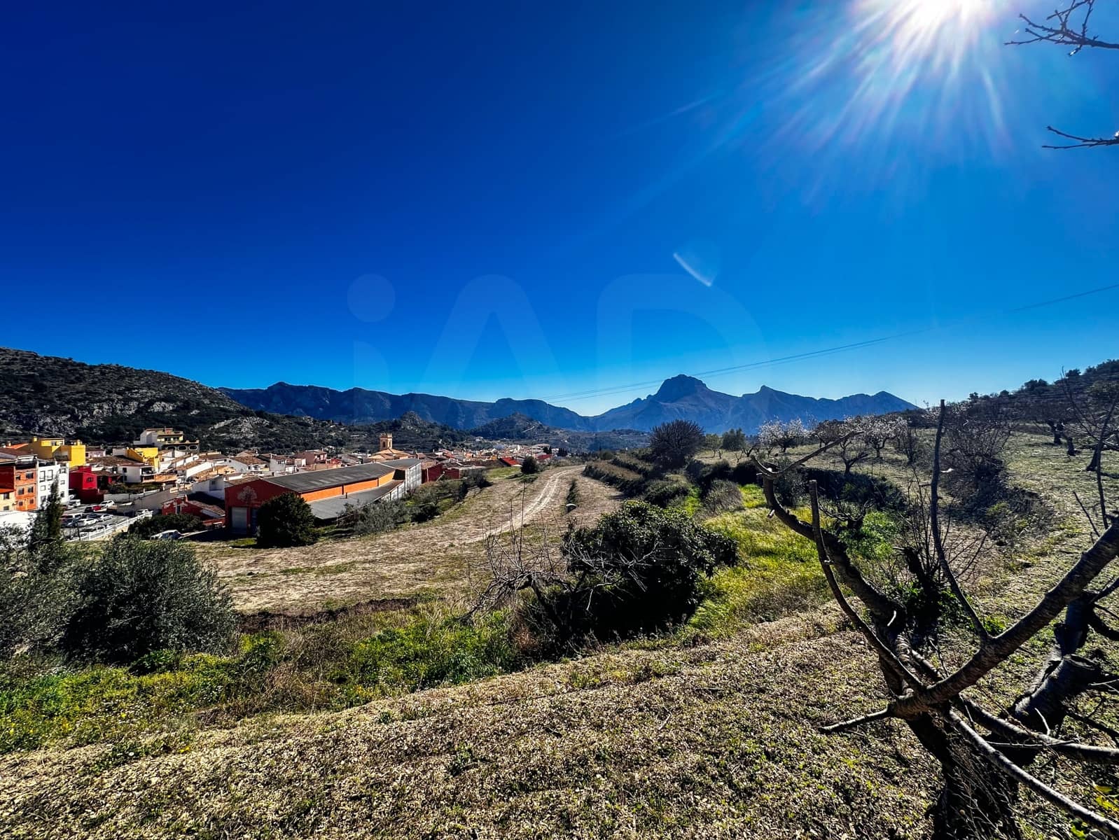 Landgrundstück zu verkaufen in Alicante / Alacant Stadt - 110.000 € (Ref: 9988480)