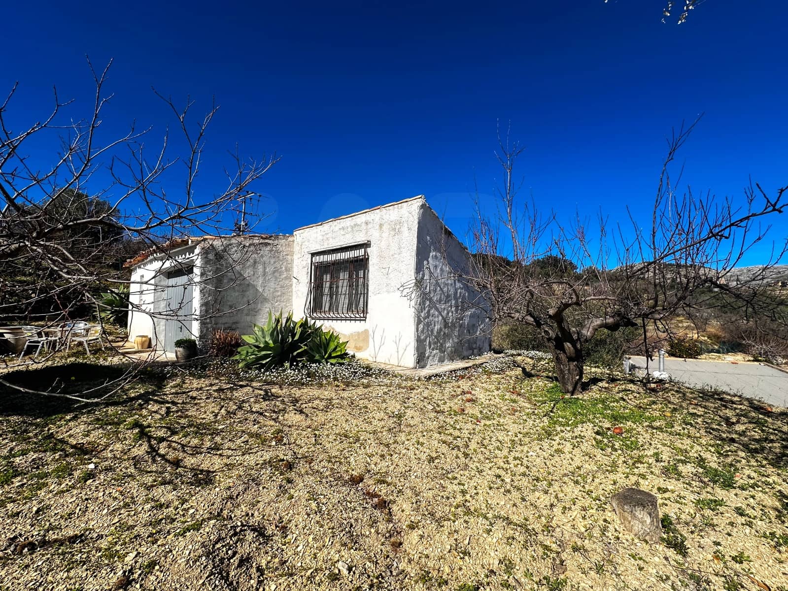 Landgrundstück zu verkaufen in Alicante / Alacant Stadt - 110.000 € (Ref: 9988480)