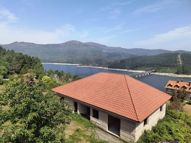 Mark till salu i Ourense stad - 159 700 € (Ref: 9988482)
