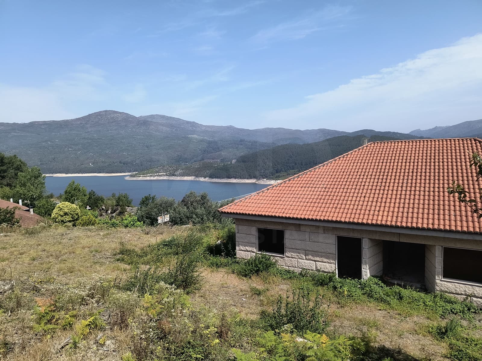 Mark till salu i Ourense stad - 159 700 € (Ref: 9988482)