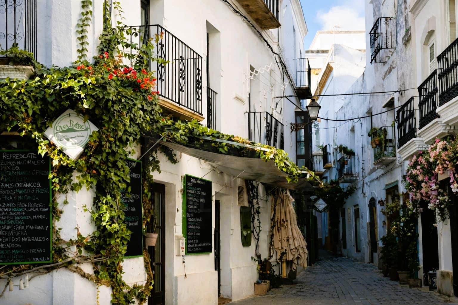 2 bedroom Apartment for sale in Cadiz city - € 359,000 (Ref: 9988484)