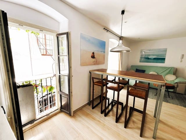 2 bedroom Apartment for sale in Cádiz city - € 359,000 (Ref: 9988484)