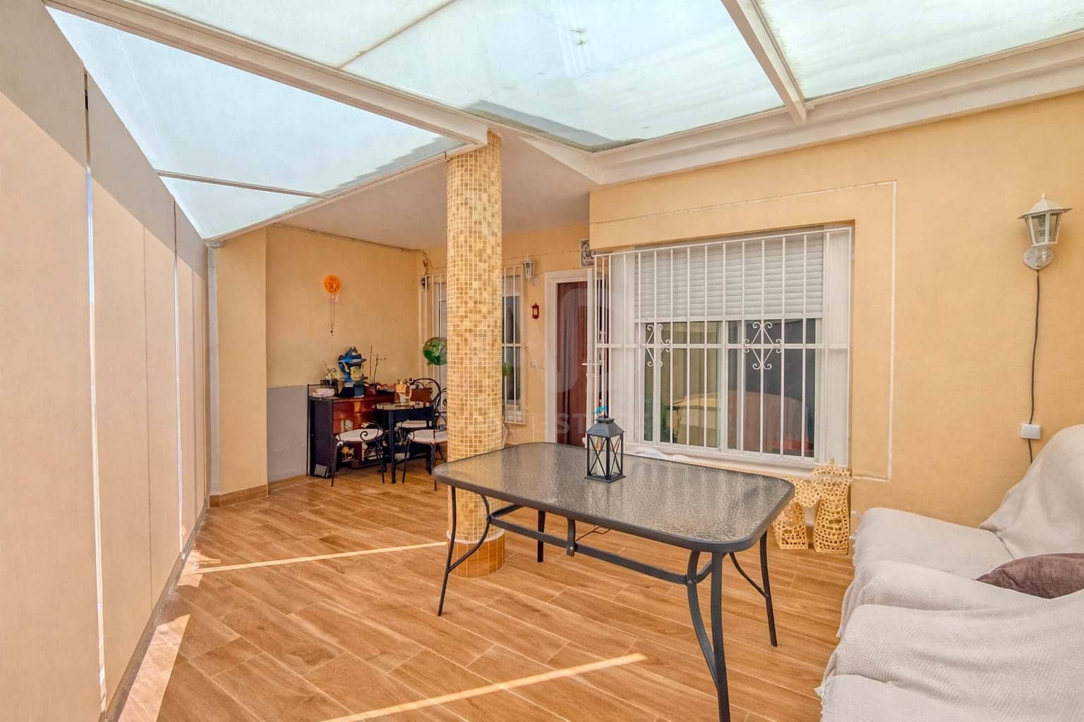 3 sypialnia Dom szeregowy na sprzedaż w Miasto Alicante / Alacant z basenem garażem - 329 000 € (Ref: 9988485)