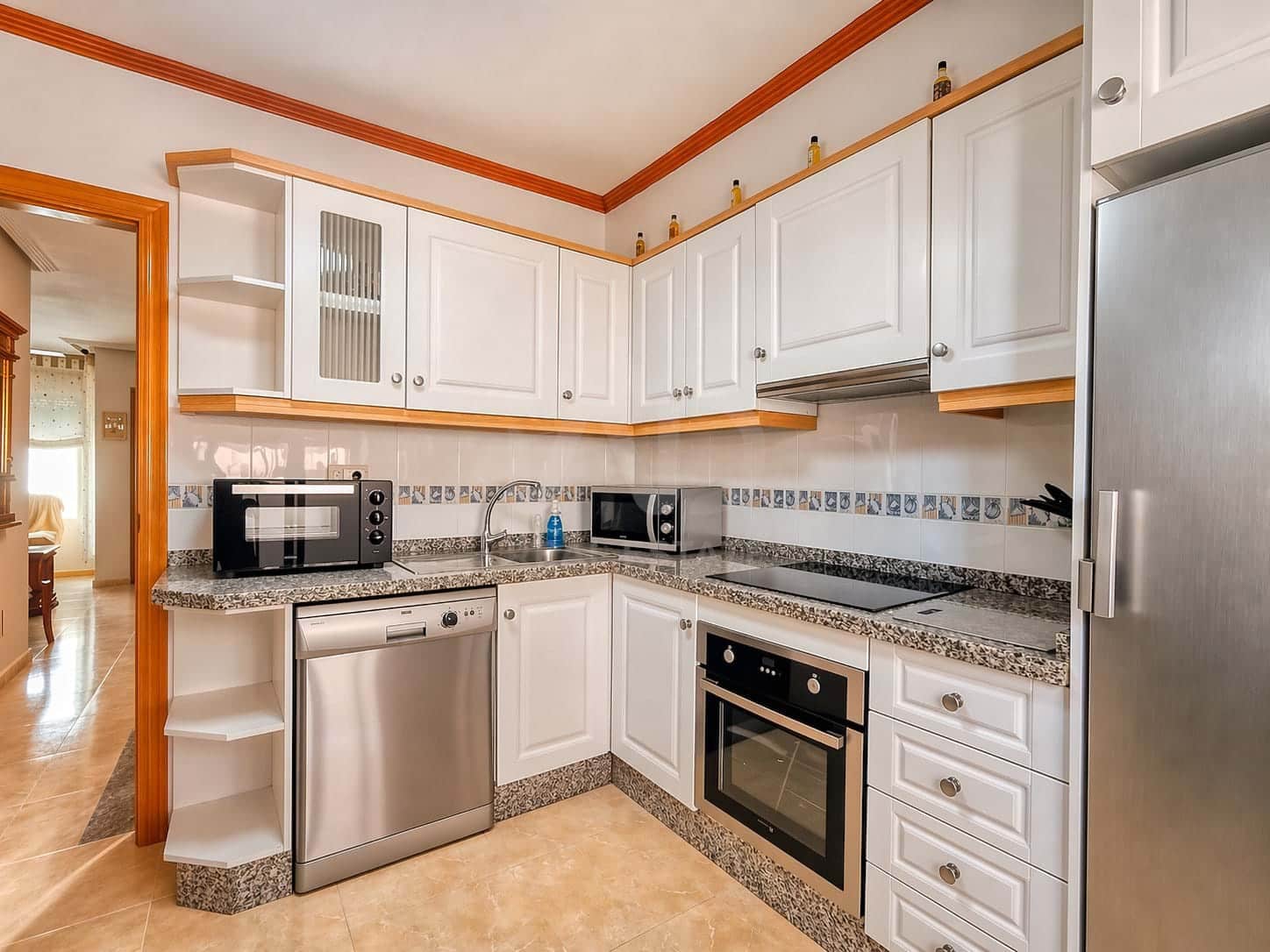 3 sypialnia Dom szeregowy na sprzedaż w Miasto Alicante / Alacant z basenem garażem - 329 000 € (Ref: 9988485)
