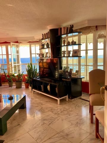 3 soveværelse Lejlighed til salg i Cabo de las Huertas, Alicante by - € 635.000 (Ref: 9988487)