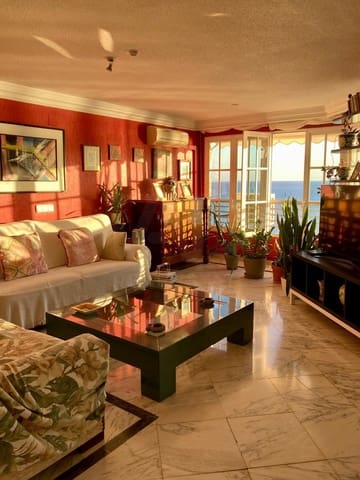 3 soveværelse Lejlighed til salg i Cabo de las Huertas, Alicante by - € 635.000 (Ref: 9988487)