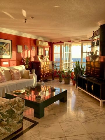 3 soveværelse Lejlighed til salg i Cabo de las Huertas, Alicante by - € 635.000 (Ref: 9988487)