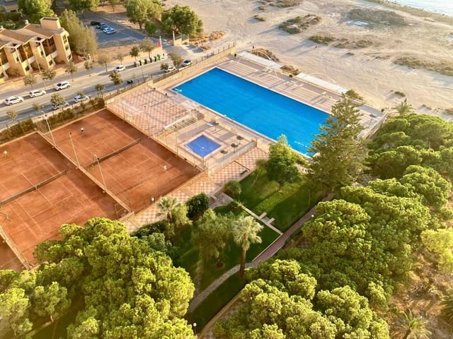 3 soveværelse Lejlighed til salg i Cabo de las Huertas, Alicante by - € 635.000 (Ref: 9988487)