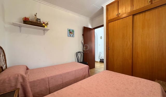 Chalet de 3 habitaciones en València ciudad en venta - 280.000 € (Ref: 9988489)