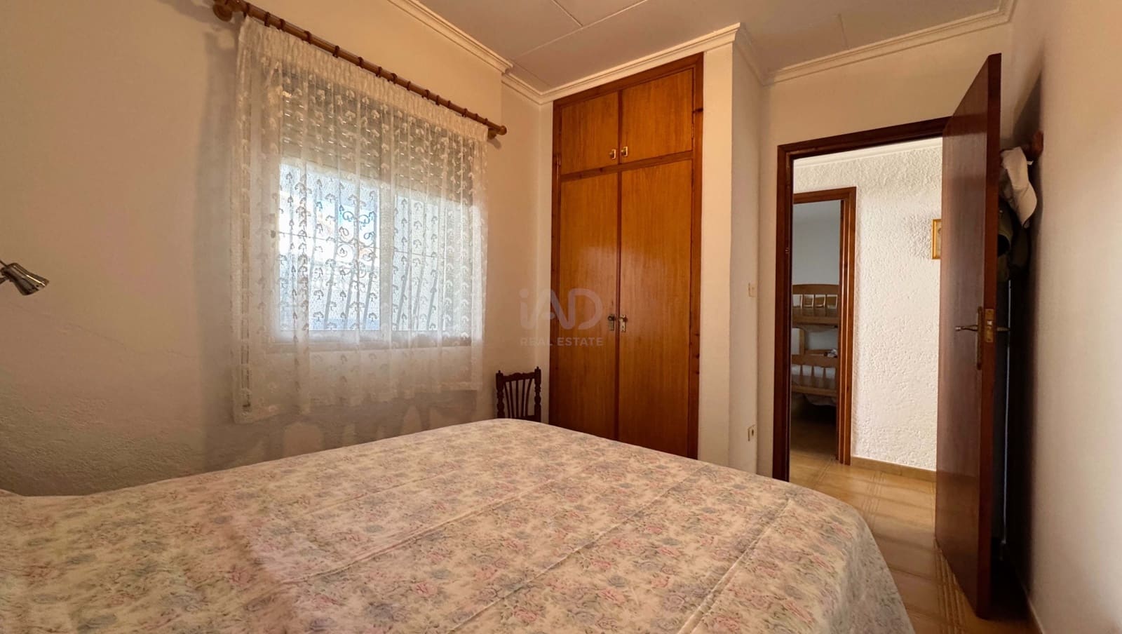 Chalet de 3 habitaciones en València ciudad en venta - 280.000 € (Ref: 9988489)