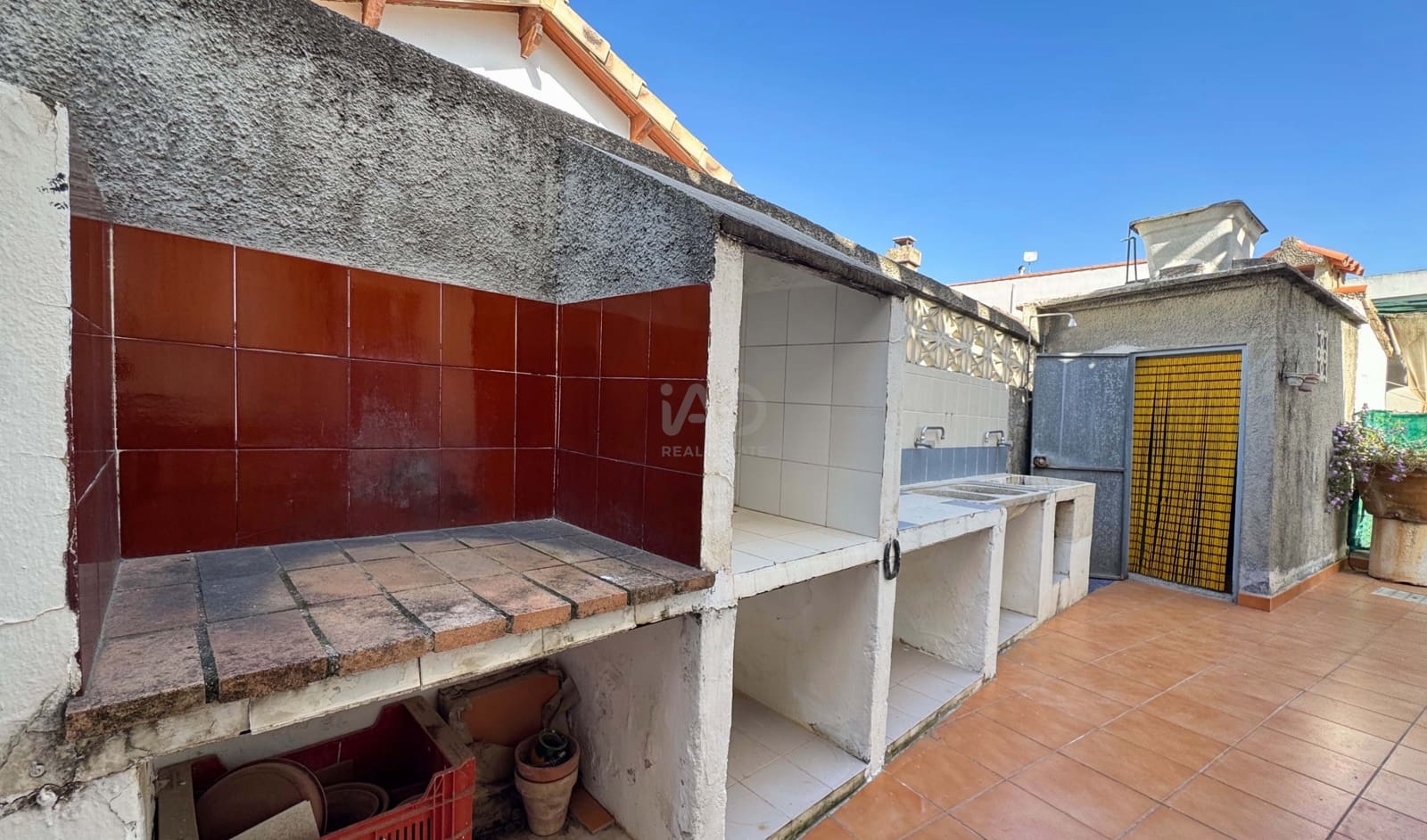 Chalet de 3 habitaciones en València ciudad en venta - 280.000 € (Ref: 9988489)
