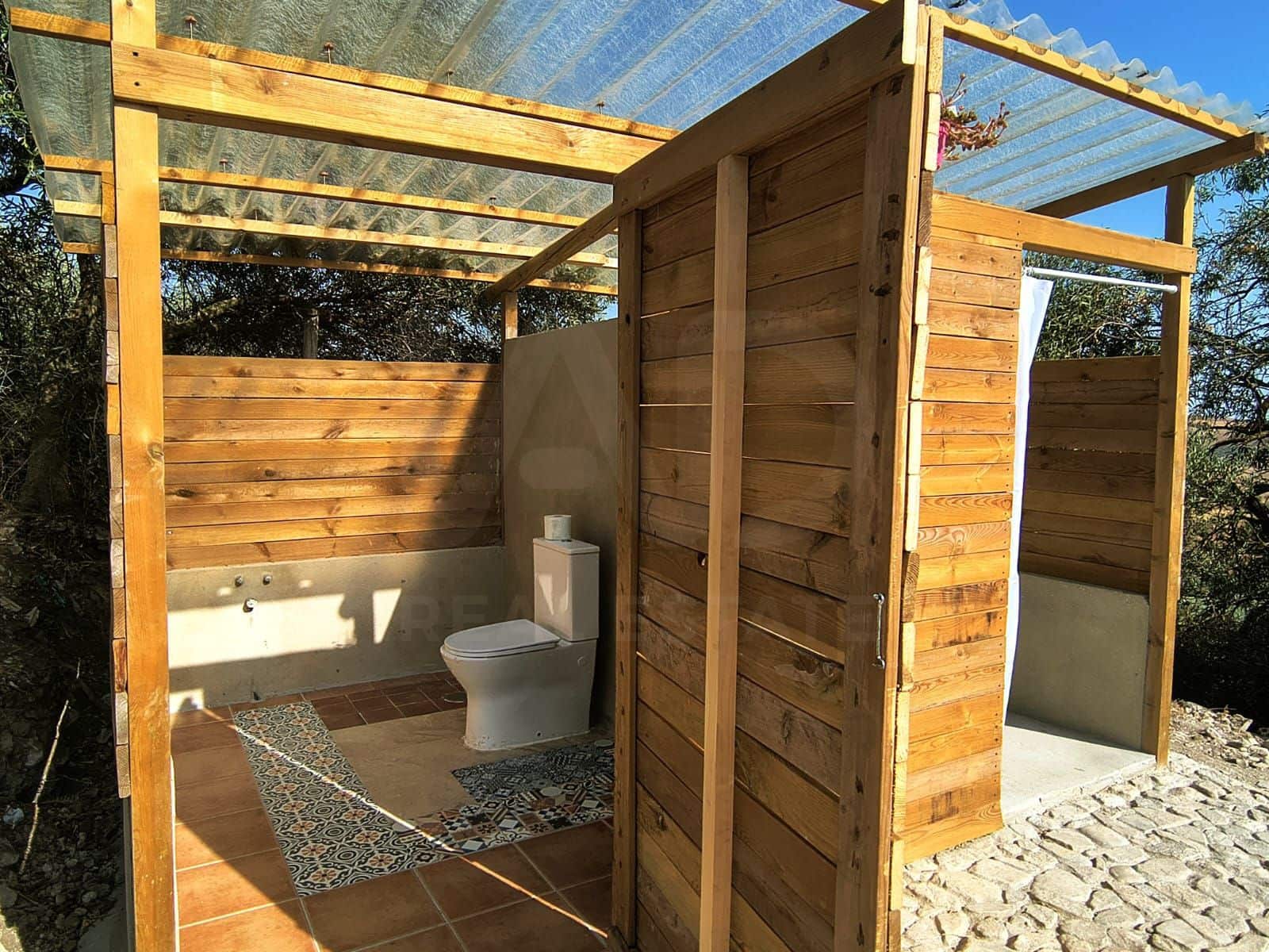 Casa de 3 habitaciones en Villanueva de la Concepcion en venta con garaje - 275.000 € (Ref: 9988492)
