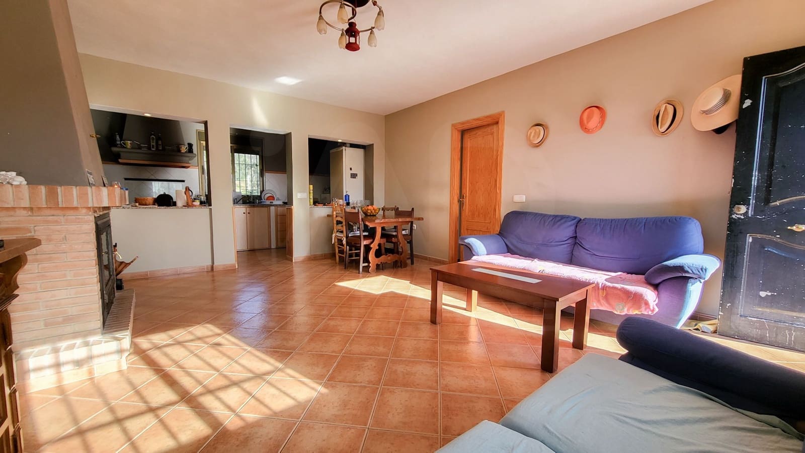 Casa de 3 habitaciones en Villanueva de la Concepcion en venta con garaje - 275.000 € (Ref: 9988492)