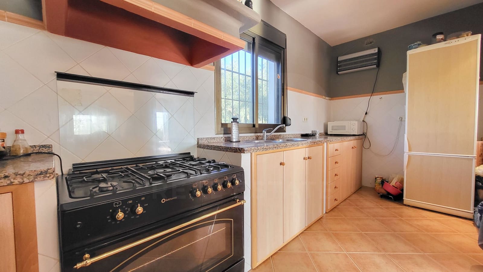 Casa de 3 habitaciones en Villanueva de la Concepcion en venta con garaje - 275.000 € (Ref: 9988492)