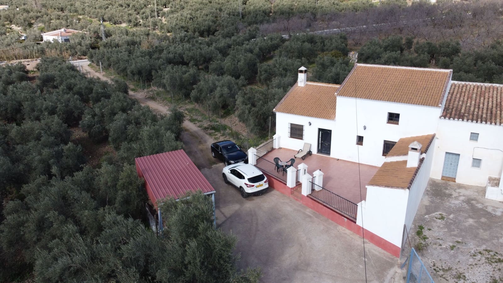 Casa de 3 habitaciones en Villanueva de la Concepcion en venta con garaje - 275.000 € (Ref: 9988492)