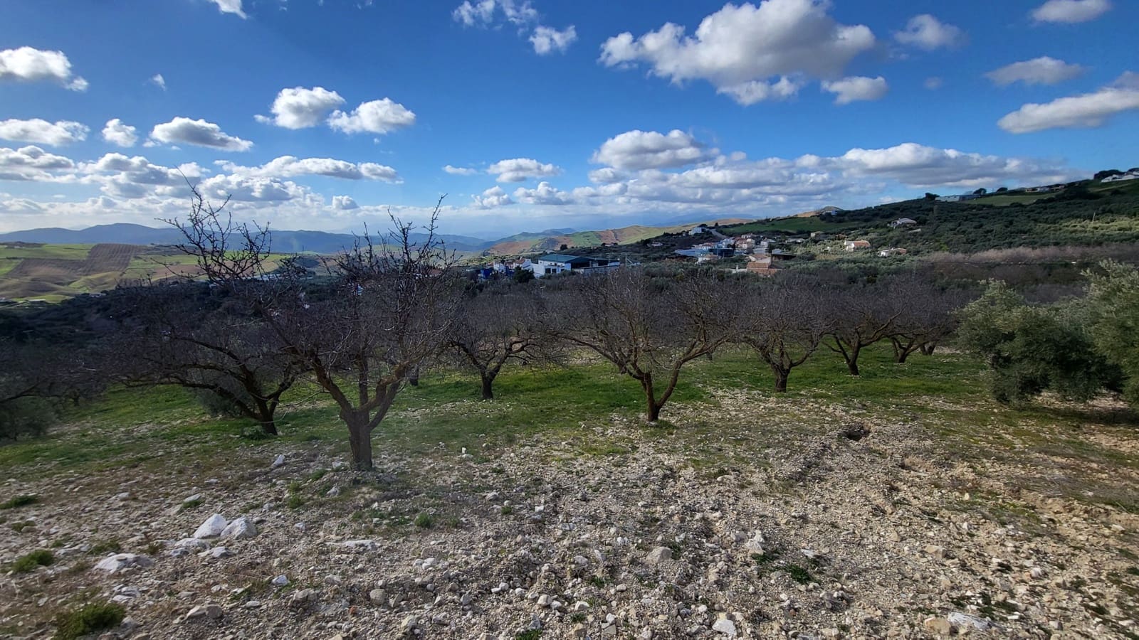 Casa de 3 habitaciones en Villanueva de la Concepcion en venta con garaje - 275.000 € (Ref: 9988492)