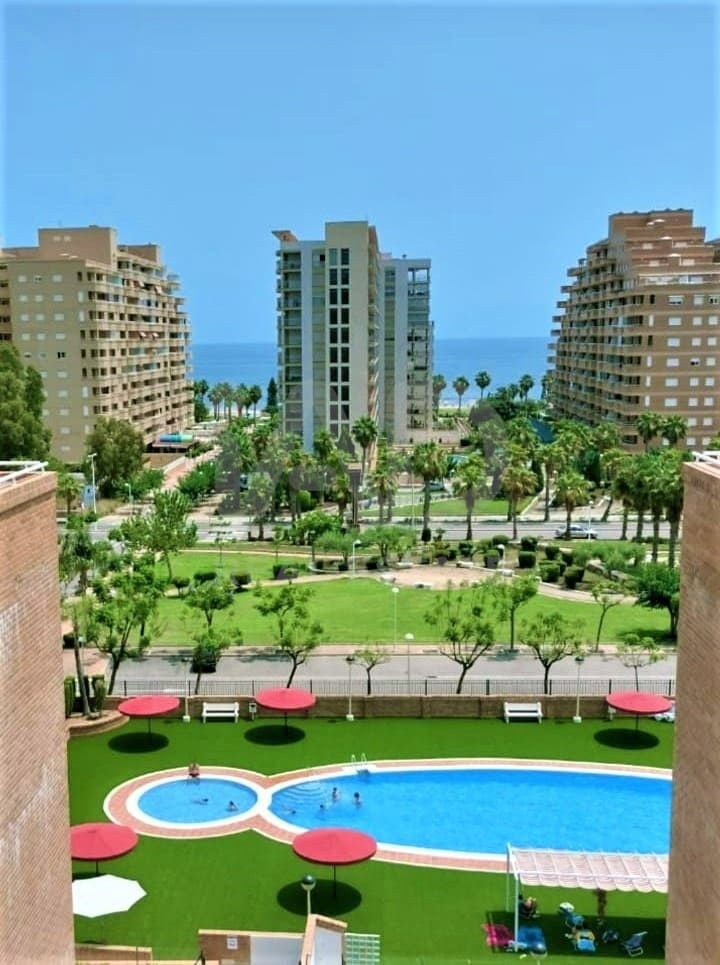 2 soverom Penthouse til salgs i Oropesa  med svømmebasseng garasje - € 194 000 (Ref: 9988495)