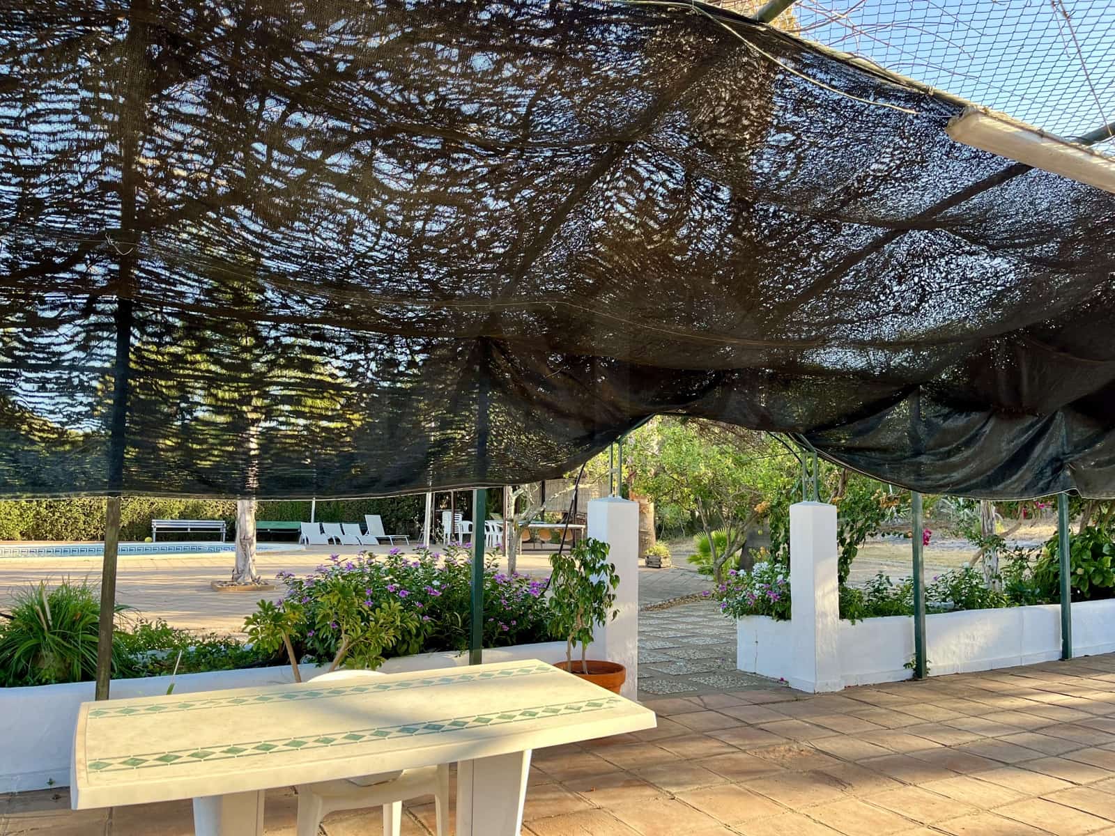 3 soveværelse Finca/Landehus til salg i Huelva by med swimmingpool garage - € 375.000 (Ref: 9988496)