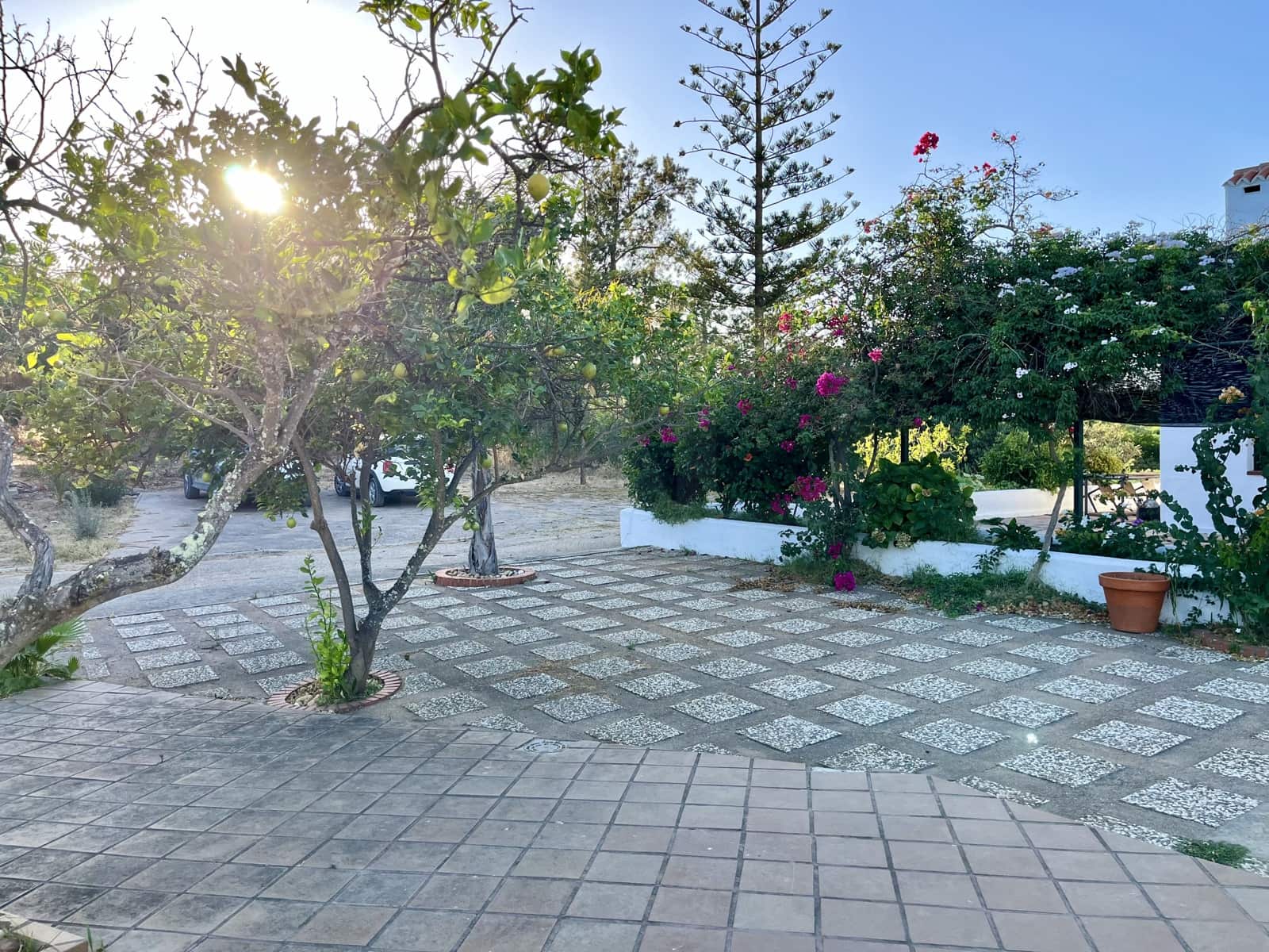 3 soveværelse Finca/Landehus til salg i Huelva by med swimmingpool garage - € 375.000 (Ref: 9988496)