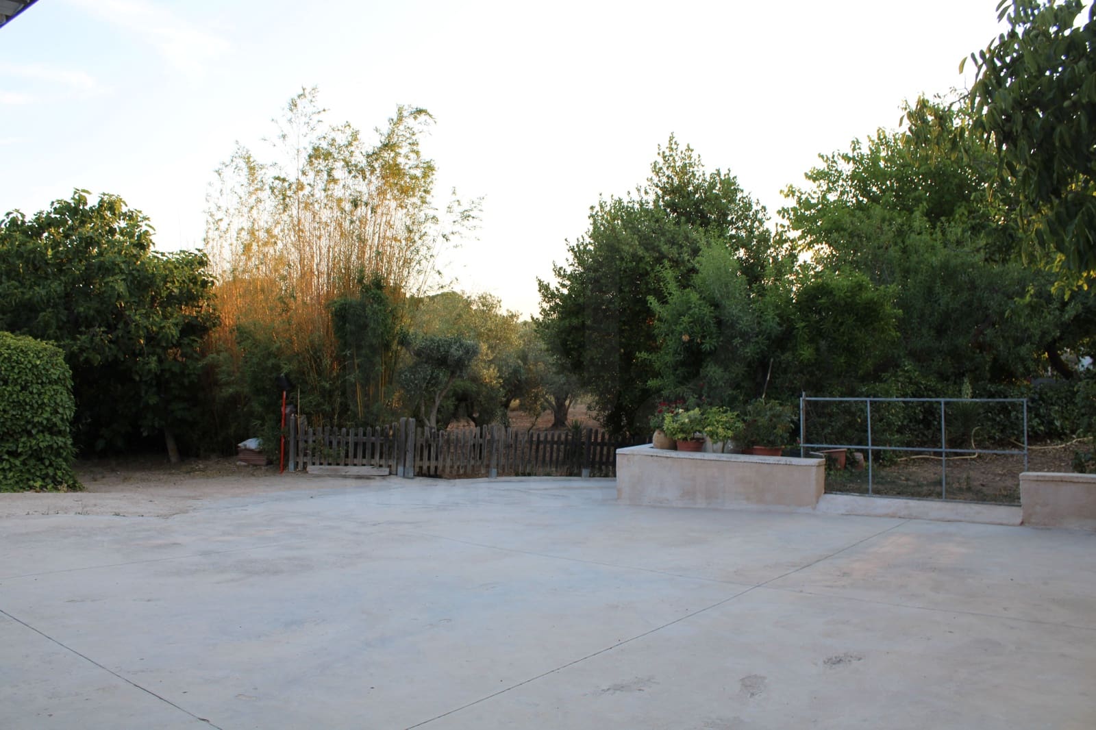 4 bedroom Finca/Country House for sale in Alicante / Alacant city with garage - € 450,000 (Ref: 9988501)