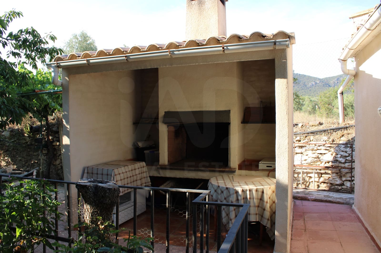 4 bedroom Finca/Country House for sale in Alicante / Alacant city with garage - € 450,000 (Ref: 9988501)