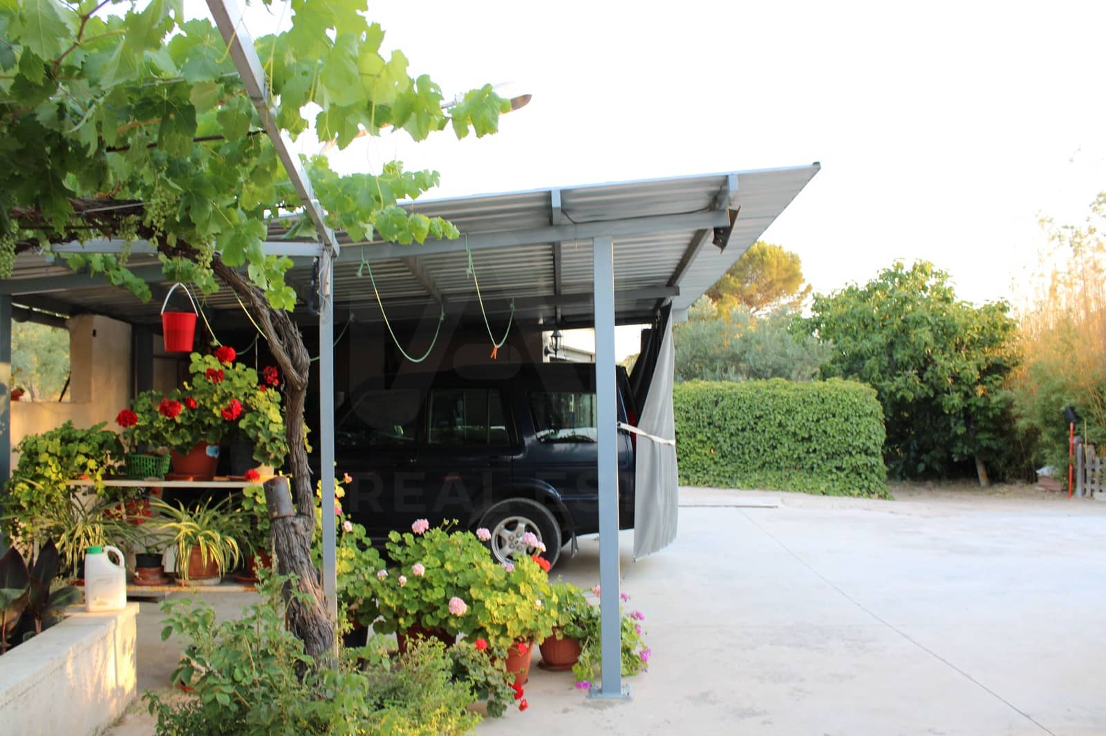 4 bedroom Finca/Country House for sale in Alicante / Alacant city with garage - € 450,000 (Ref: 9988501)