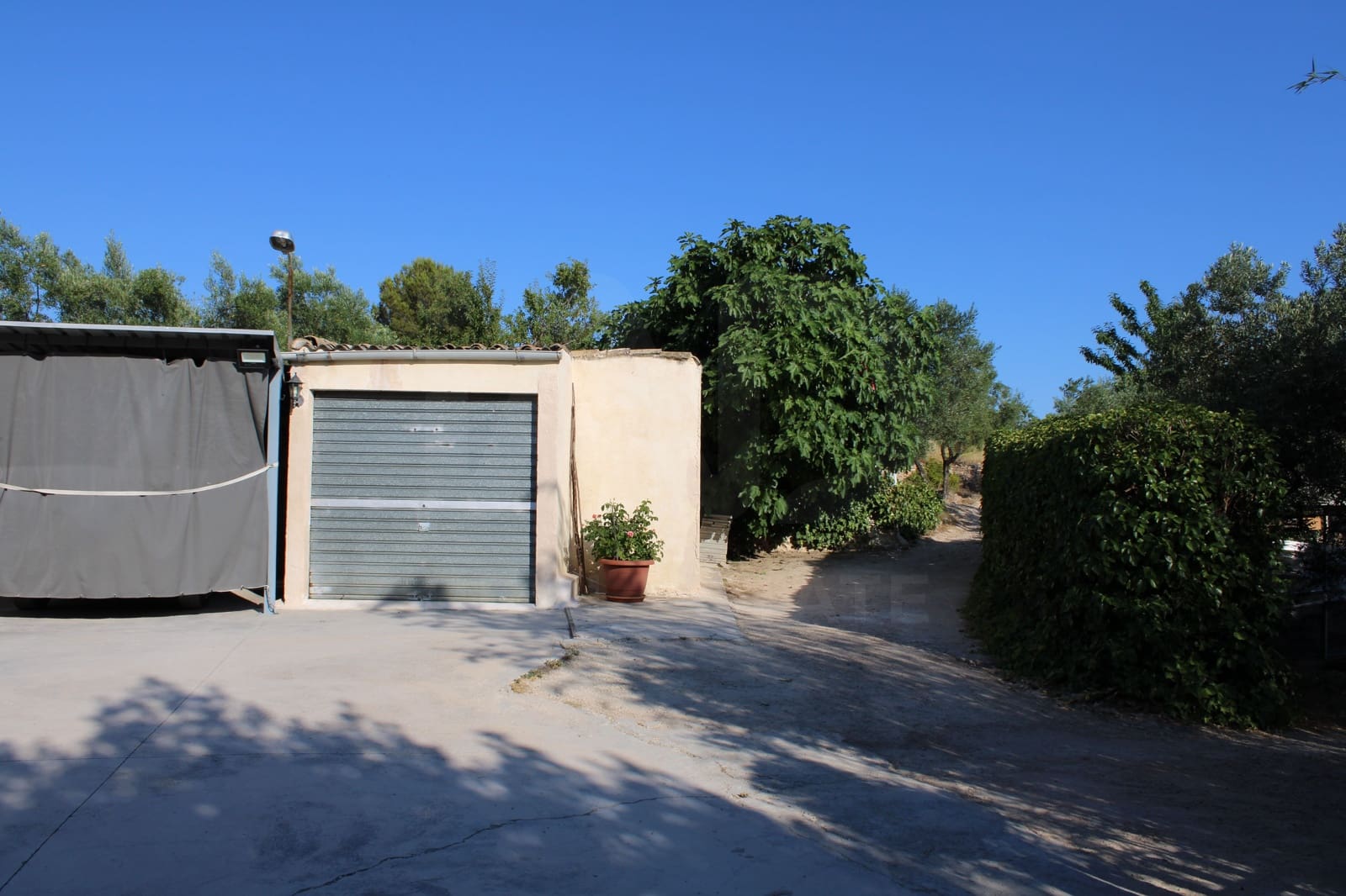 4 bedroom Finca/Country House for sale in Alicante / Alacant city with garage - € 450,000 (Ref: 9988501)