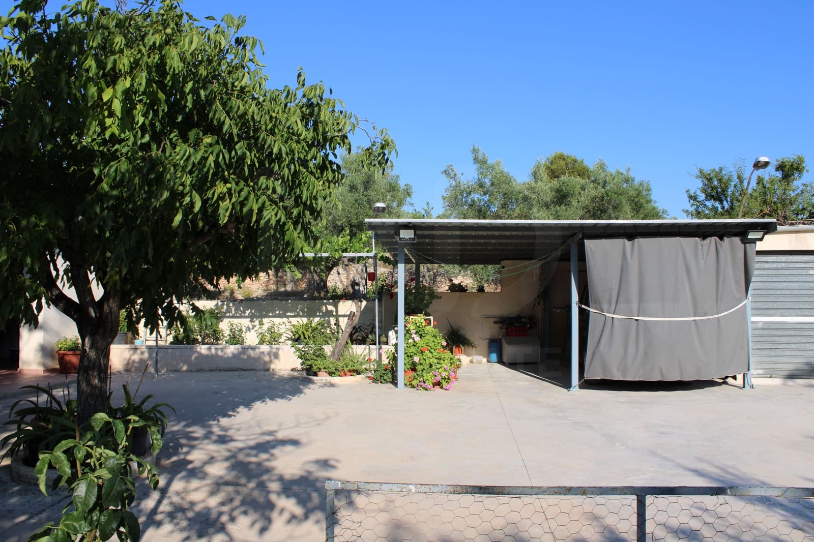 4 bedroom Finca/Country House for sale in Alicante / Alacant city with garage - € 450,000 (Ref: 9988501)