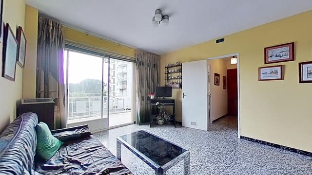 3 slaapkamer Appartement te koop in Vinaròs - € 115.000 (Ref: 9988503)