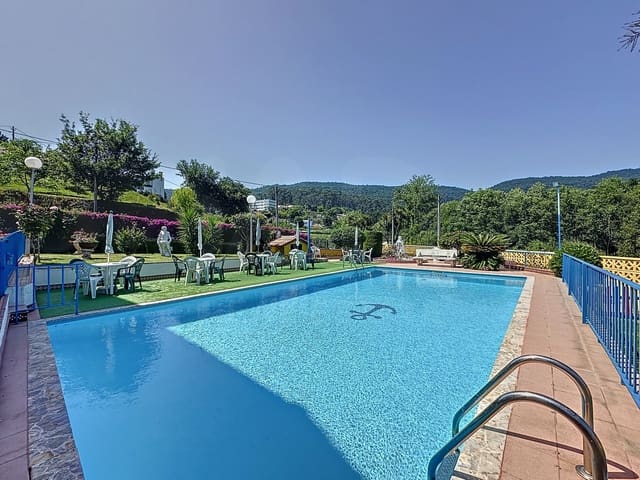 15 soverom Hus til salgs i Pontevedra by med svømmebasseng - € 1 200 000 (Ref: 9988504)