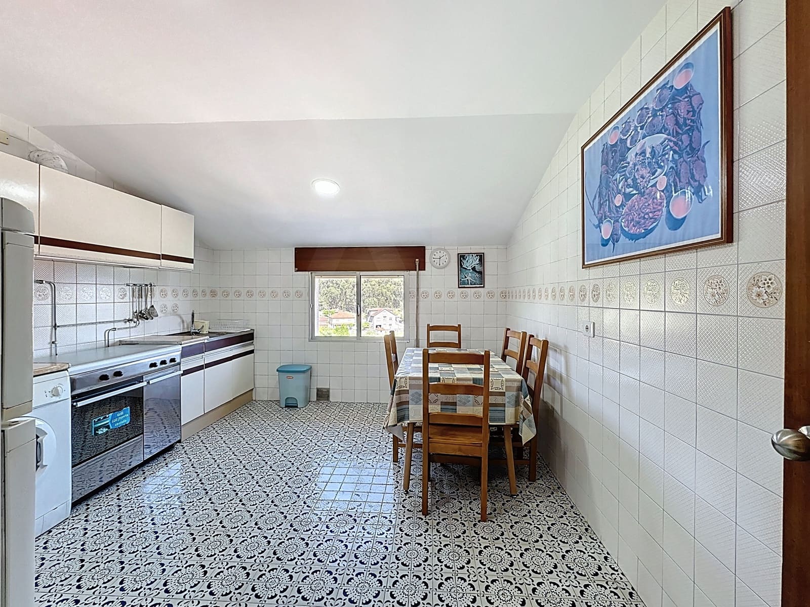 15 soverom Hus til salgs i Pontevedra by med svømmebasseng - € 1 200 000 (Ref: 9988504)