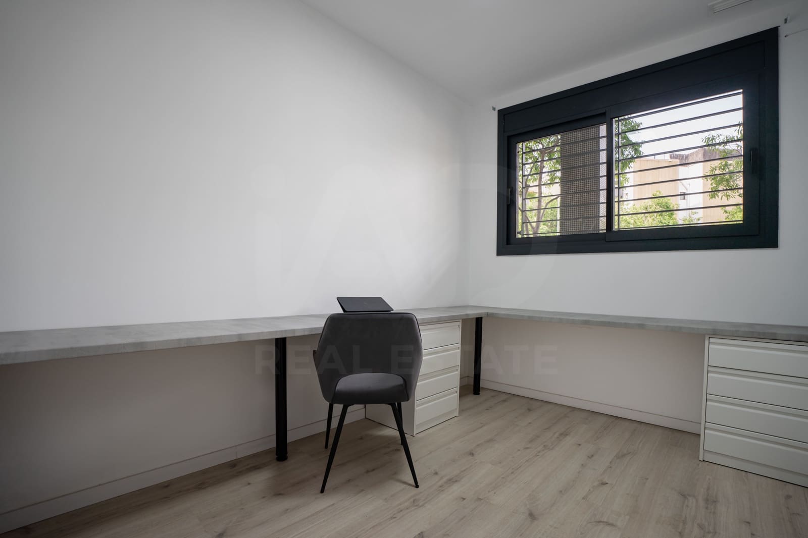 2 Zimmer Apartment zu verkaufen in Barcelona Stadt - 270.000 € (Ref: 9988505)
