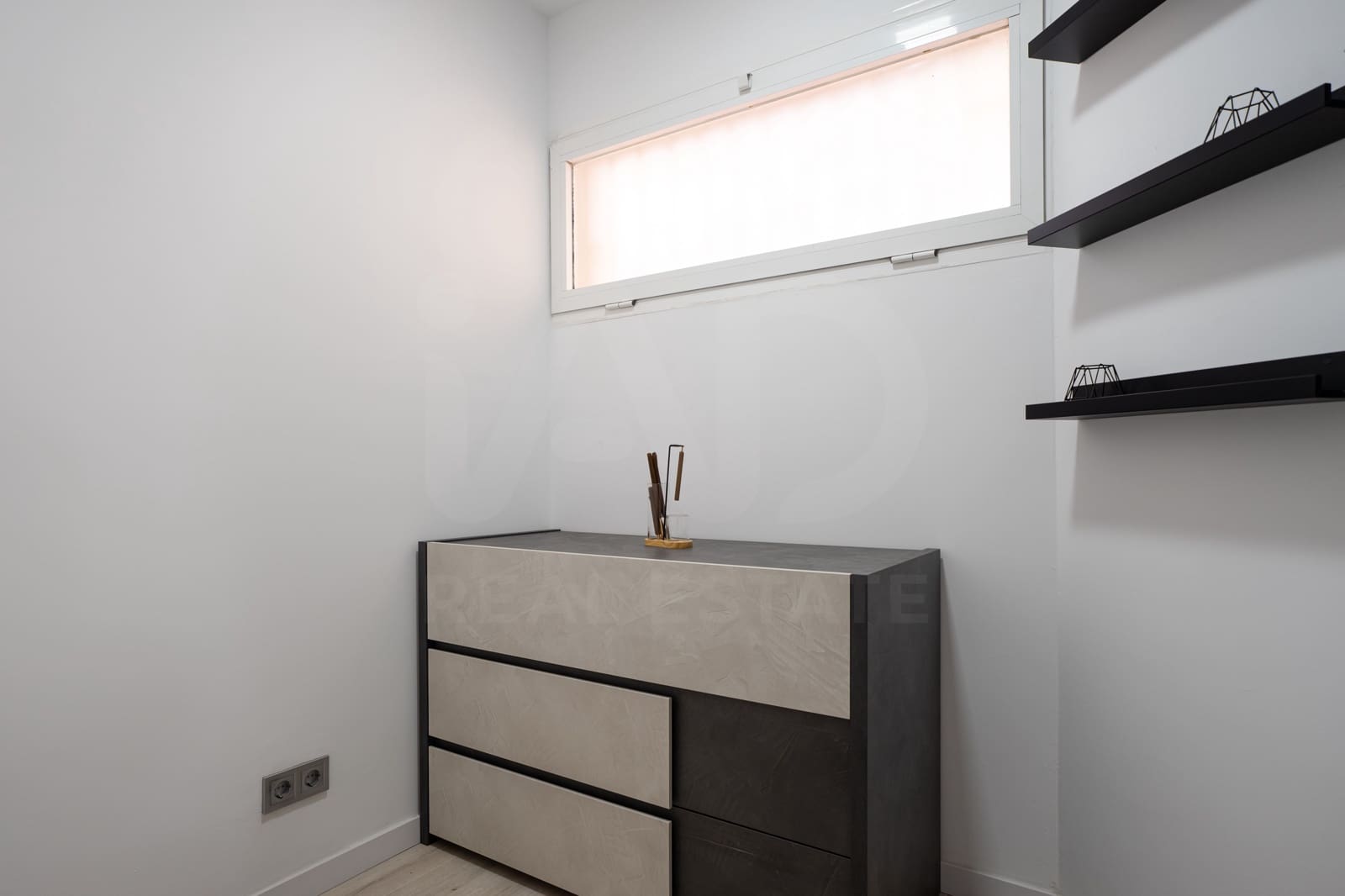 2 Zimmer Apartment zu verkaufen in Barcelona Stadt - 270.000 € (Ref: 9988505)