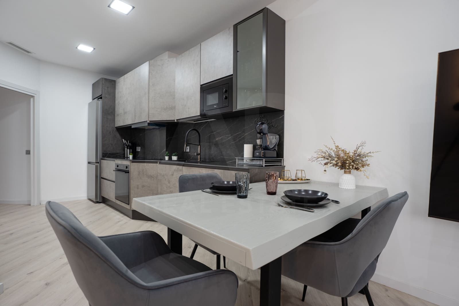 2 Zimmer Apartment zu verkaufen in Barcelona Stadt - 270.000 € (Ref: 9988505)