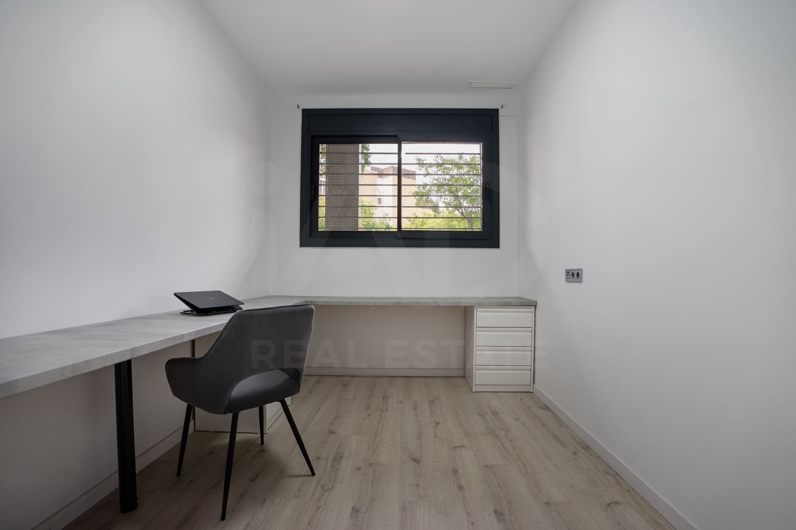 2 Zimmer Apartment zu verkaufen in Barcelona Stadt - 270.000 € (Ref: 9988505)