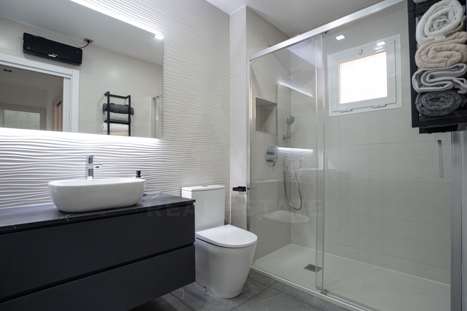 2 Zimmer Apartment zu verkaufen in Barcelona Stadt - 270.000 € (Ref: 9988505)