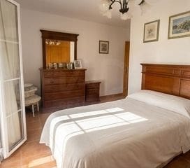 3 bedroom Apartment for sale in Medina-Sidonia - € 210,000 (Ref: 9988509)