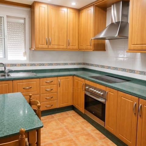 3 bedroom Apartment for sale in Medina-Sidonia - € 210,000 (Ref: 9988509)