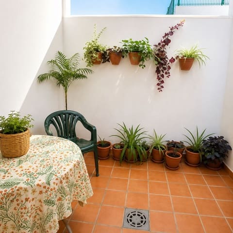 3 bedroom Apartment for sale in Medina-Sidonia - € 210,000 (Ref: 9988509)