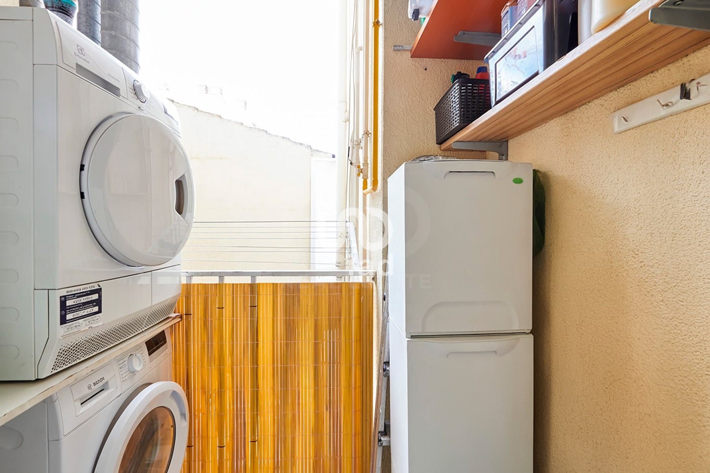 Apartamento de 3 habitaciones en Barcelona ciudad en venta - 284.000 € (Ref: 9988511)