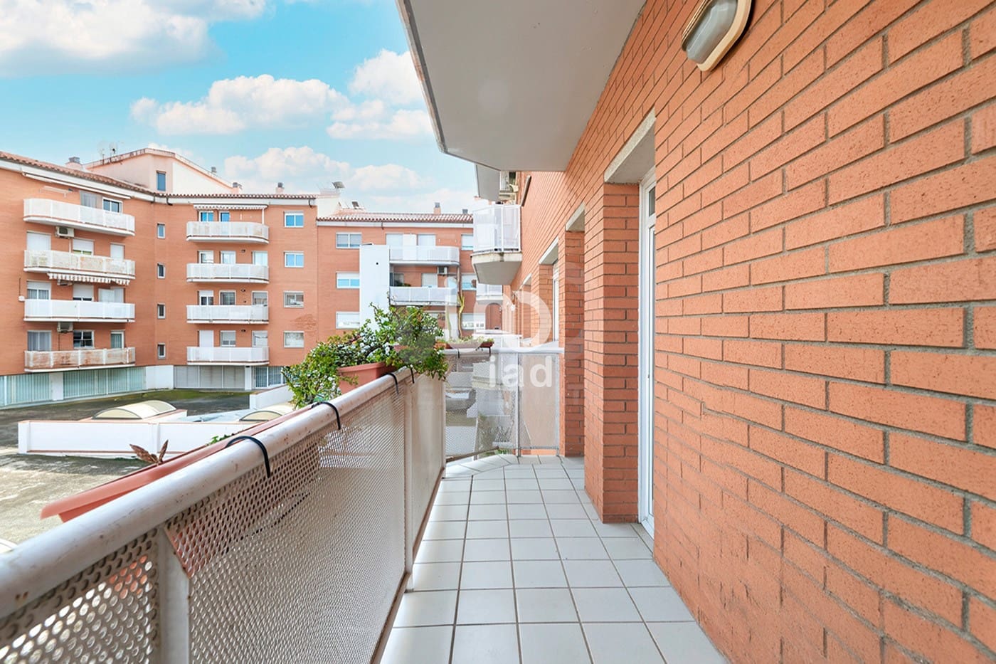 Apartamento de 3 habitaciones en Barcelona ciudad en venta - 284.000 € (Ref: 9988511)
